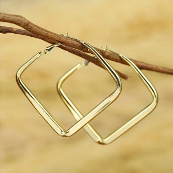 Square Hoop Geometric Gold Earrings, NWT - Picture 3 of 5